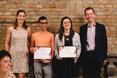 El programa FORCE de CooperVision, empresa miembro del Patronato de la FOOT, premia a dos estudiantes de la Universidad de Valladolid en su edición de 2018